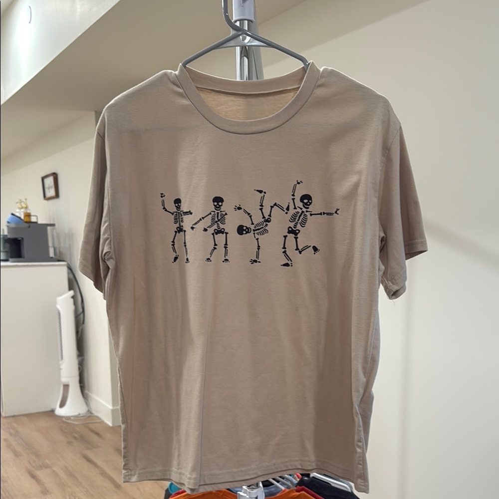 SHEIN Tan Skeleton Graphic Tee